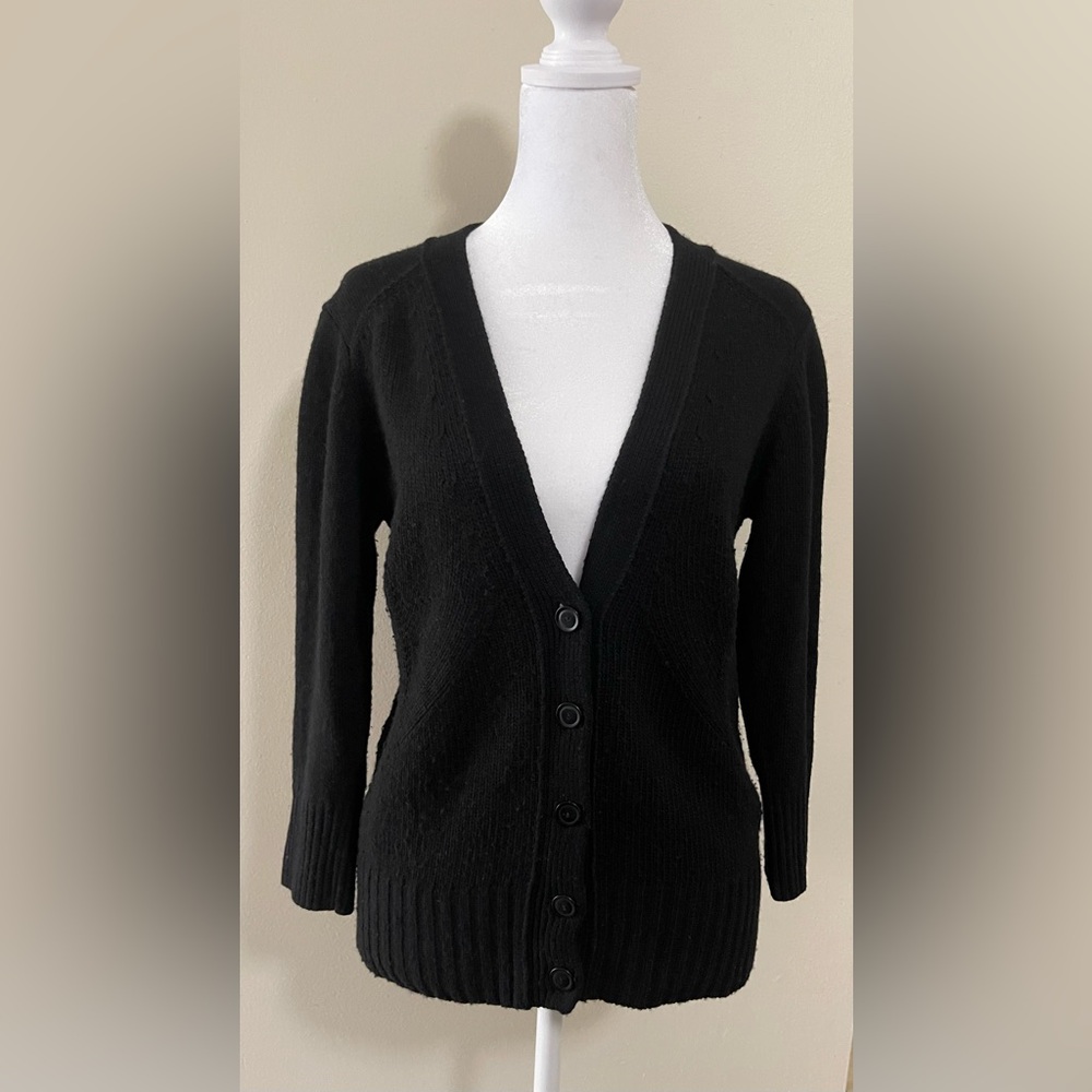 Ann Taylor Women’s Wool Blend Cardigan Sweater Button Down V- Neck Size Medium